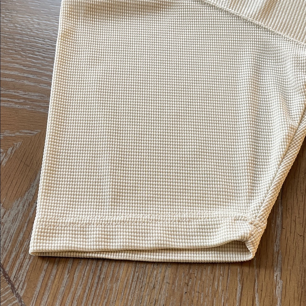 Short Sleeve Crewneck Tee in Beige - Picture 7 of 8